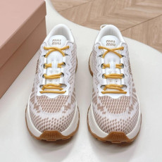 미우미우 2025 테크니컬 스니커즈