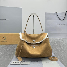 발렌시아가 로데오백 스웨이드 라지