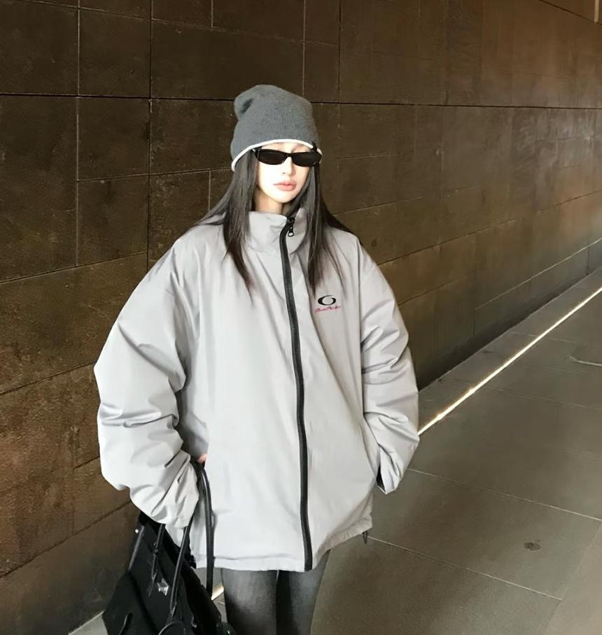 발렌시아가 루프 스포츠 리버시블 오버핏 패딩 남녀공용