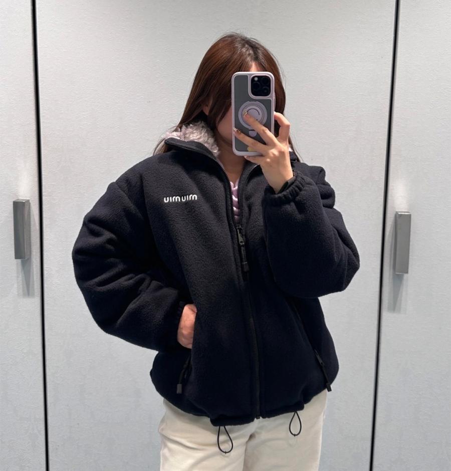 미우미우 플리스 하이넥 다운 자켓 남녀공용