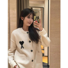 아미 블랙하트 드 꾀흐 폴로 메리노 니트 가디건 남녀공용 (2컬러)