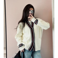 구찌 스트라이프 브이넥 니트 가디건 남녀공용