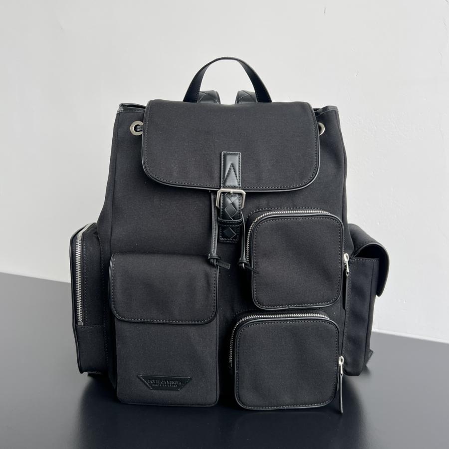 보테가베네타 크로스 로드 멀티 포켓 백팩