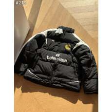 발렌시아가 사커 시리즈 푸퍼 패딩 남녀공용 (국내배송)
