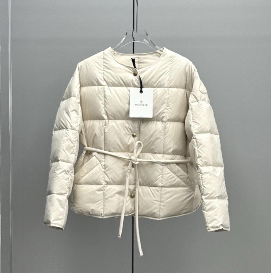 몽클레어 카라마뉴 벨트 숏 다운 재킷 (국내배송)