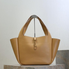 생로랑 베아 레더 토트백