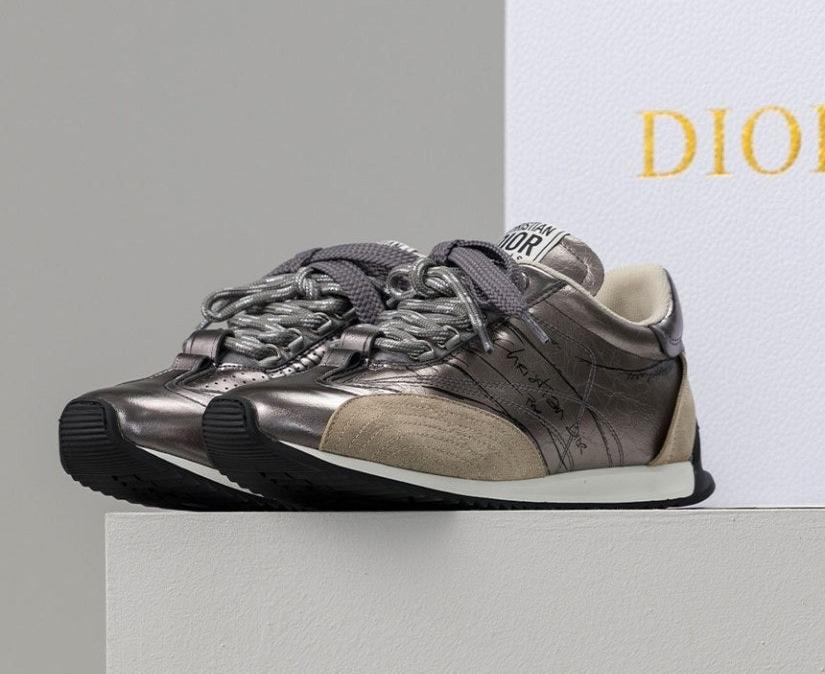 디올 D-Sketch 스니커즈 (국내배송)