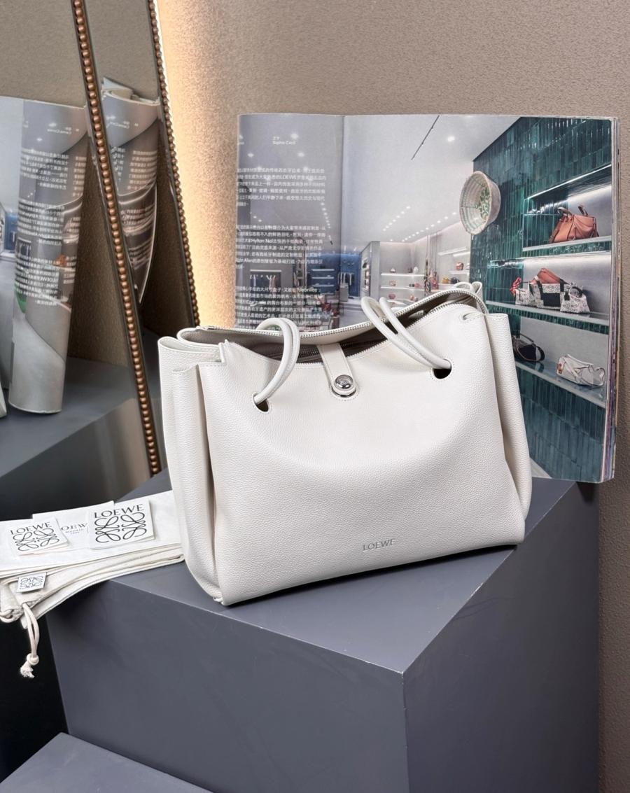 로에베 마드리백 미듐