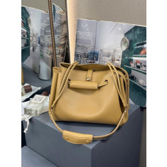 로에베 마드리백 미듐