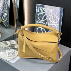 로에베 퍼즐백 스몰 엣지 매트레더