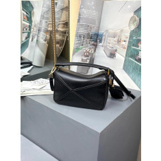 로에베 퍼즐백 미니 18cm 소프트가죽