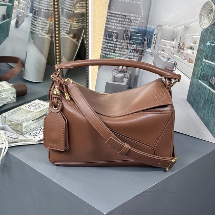 로에베 퍼즐백 스몰 24cm 소프트가죽