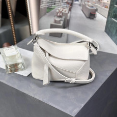 로에베 퍼즐백 미니 18cm 매트가죽