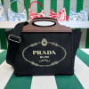 프라다 카나파 우드 핸들 토트백 1BG350