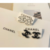 ✨타임세일✨ 샤넬 로고 귀걸이 화이트 (국내배송)