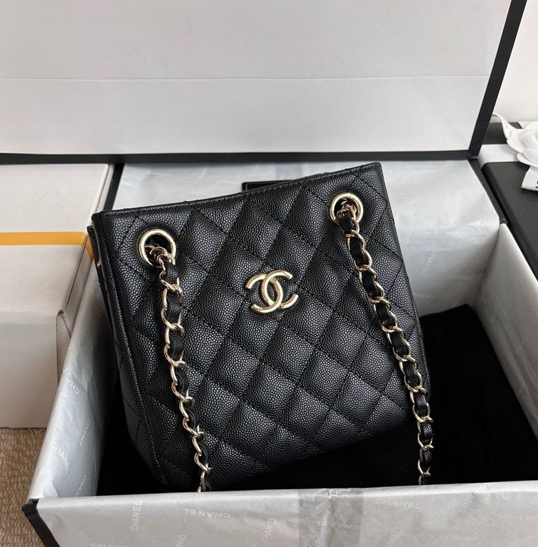 ✨타임세일✨샤넬 클래식 캐비어 미니 버킷백 AS3176