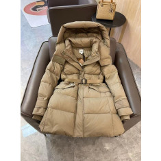 버버리 하프 패딩 (국내배송)