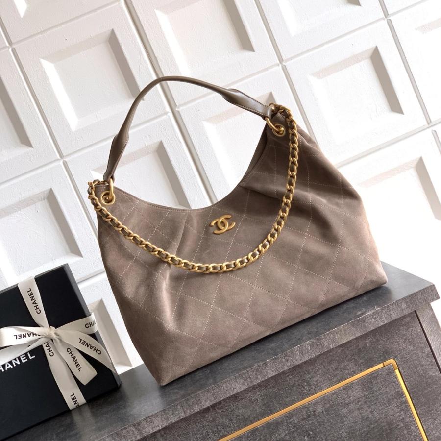 샤넬 26C 크루즈 스웨이드 호보백 미듐 AS5979