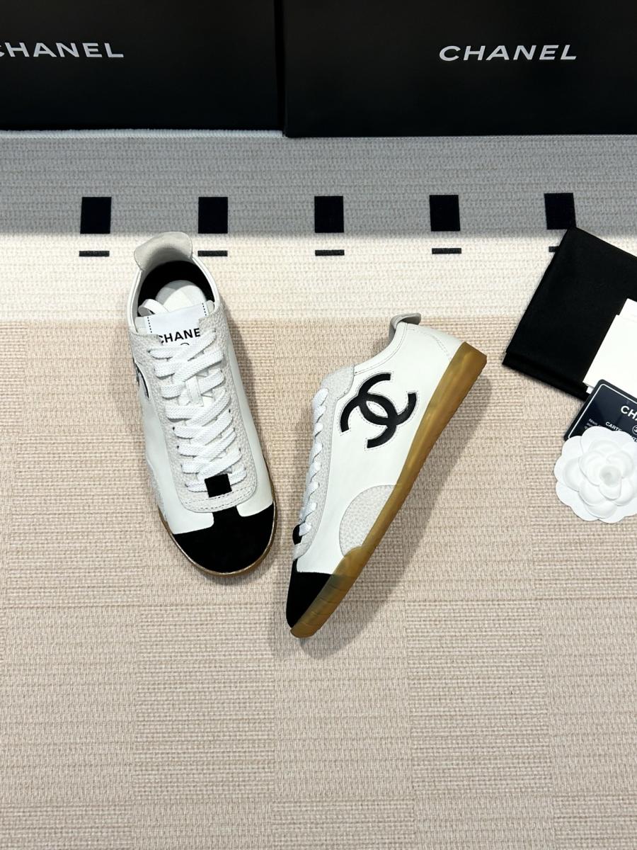 샤넬 제니 스니커즈 범고래