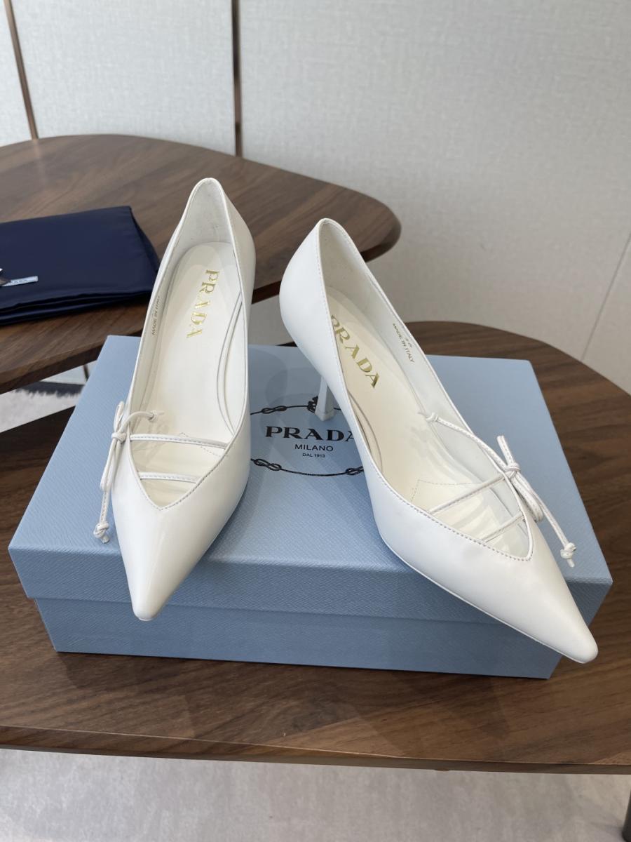 프라다 26SS 펌프스 하이힐 8cm