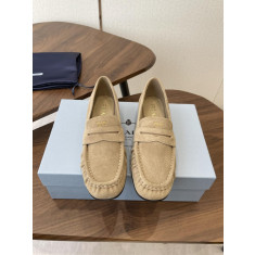 프라다 25SS 스웨이드 로퍼