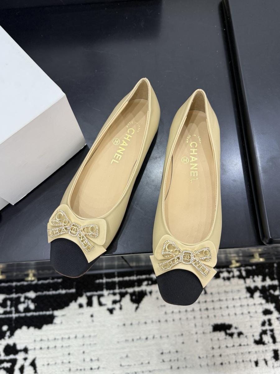 샤넬 투톤 리본 플랫슈즈 3컬러