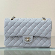 샤넬 클래식 미듐 25cm 램스킨