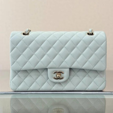 샤넬 클래식 미듐 25cm 램스킨
