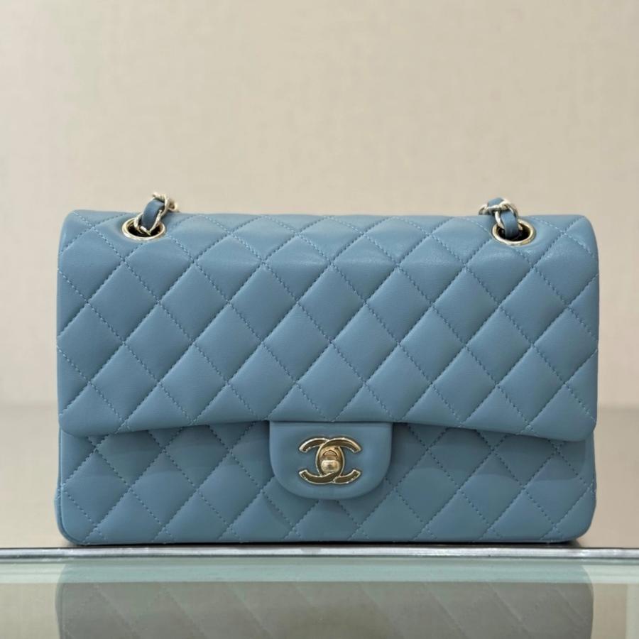 샤넬 클래식 미듐 25cm 램스킨