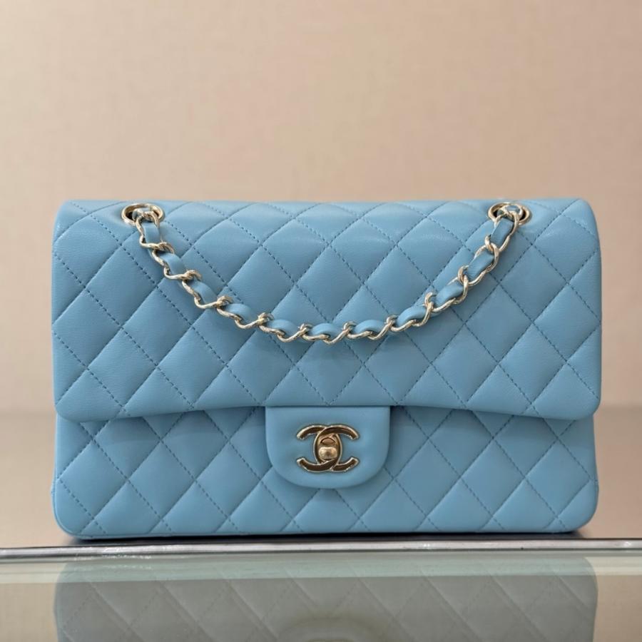 샤넬 클래식 미듐 25cm 램스킨