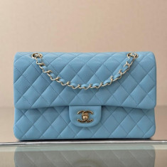 샤넬 클래식 미듐 25cm 램스킨