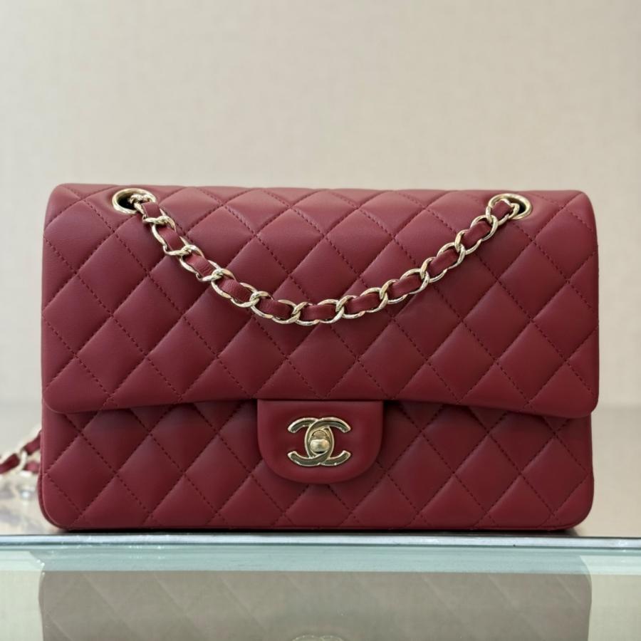 샤넬 클래식 미듐 25cm 램스킨