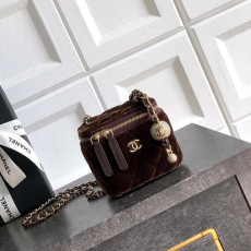 샤넬 25B 크리스탈볼 벨벳 베니티 미니 AS1447