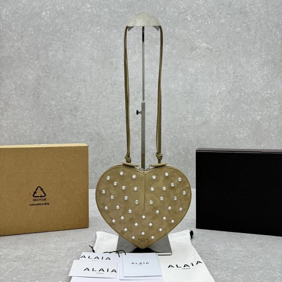 알라이아 하트 스웨이드 숄더백