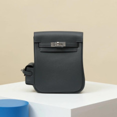 에르메스 켈리 점프 백팩 스위프트