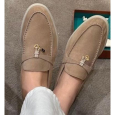 ✨타임세일✨로로피아나 썸머워크 로퍼 샌드베이지 사이즈:39