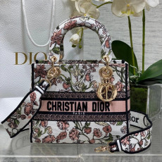 디올 레이디백 D-LITE 미듐 24cm