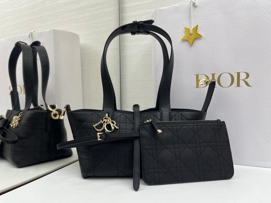 디올 뚜주흐 쇼퍼백 블랙 스몰