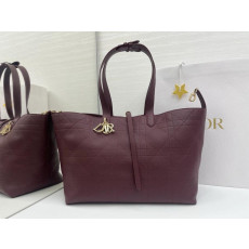 디올 뚜주흐 쇼퍼백 와인 라지