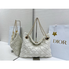 디올 Cannage 카프스킨 숄더백