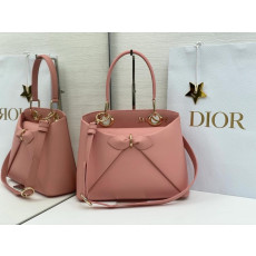 디올 보우 카프스킨 탑핸들백