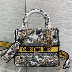 디올 레이디백 D-LITE 미듐 24cm