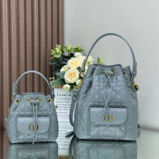 디올 카로 램스킨 버킷백 나노, 스몰