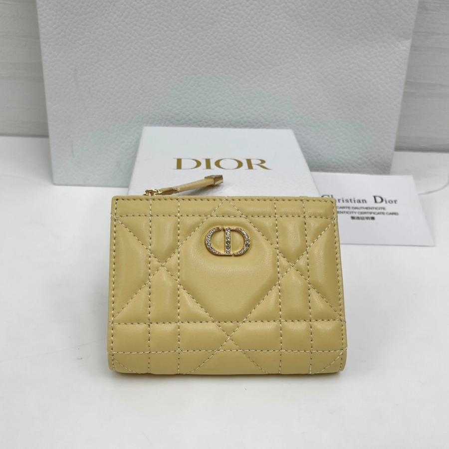 디올 램스킨 카로 달리아 지갑