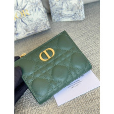 디올 램스킨 카로 달리아 지갑