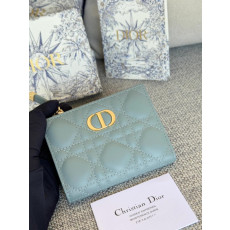 디올 램스킨 카로 달리아 지갑