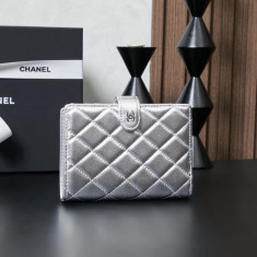 샤넬 램스킨 여권지갑