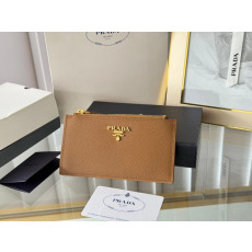 프라다 비텔로 무브 지퍼 카드지갑