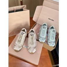 미우미우 플룸 새틴 스니커즈 2컬러