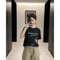 디올 인 콜드 블러드 티셔츠